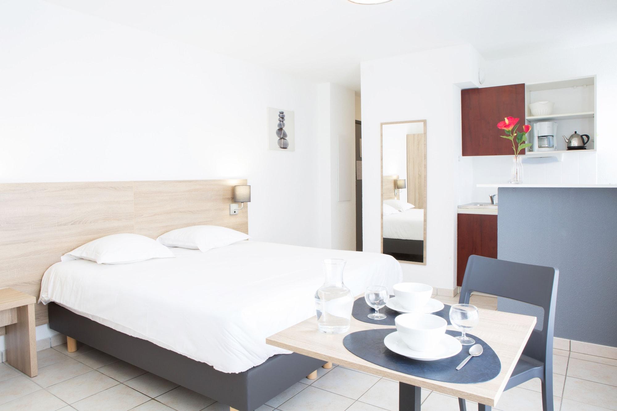 Comfort Aparthotel Divonne La Versoix Buitenkant foto