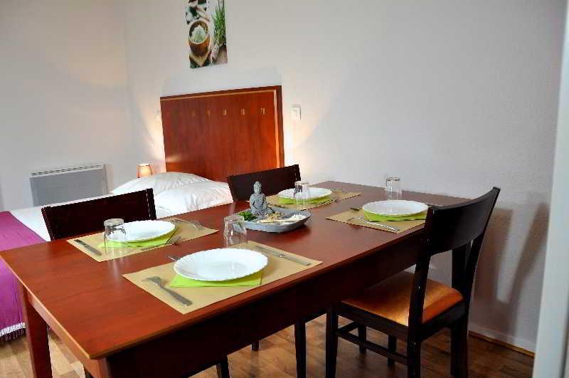 Comfort Aparthotel Divonne La Versoix Buitenkant foto