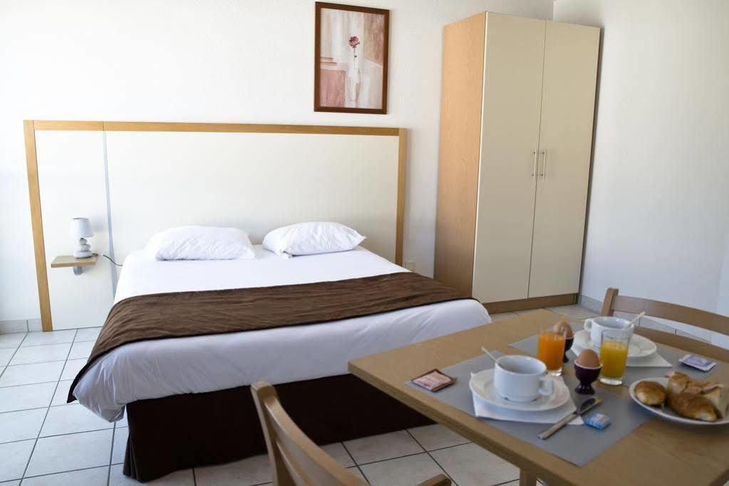 Comfort Aparthotel Divonne La Versoix Buitenkant foto