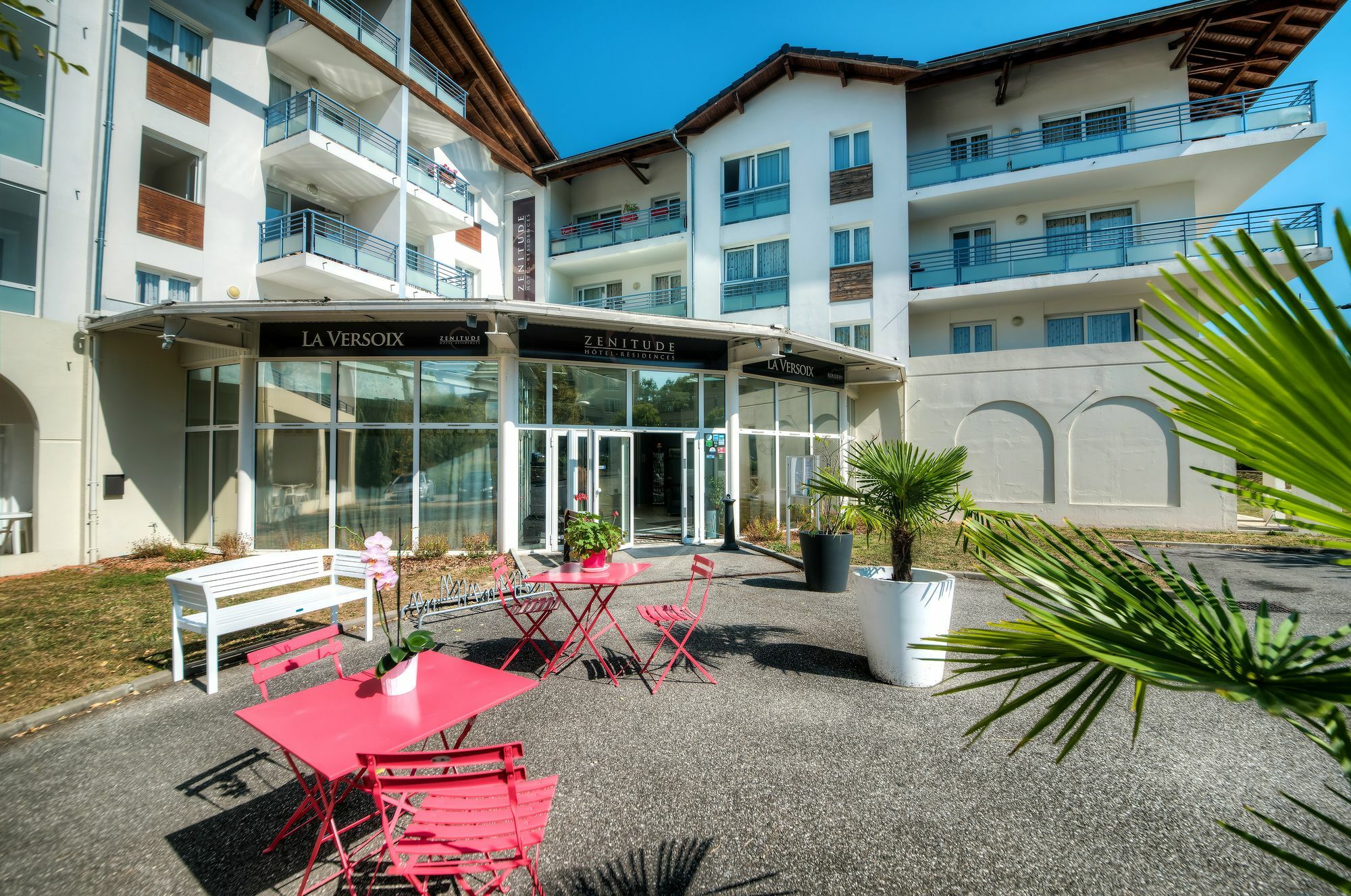 Comfort Aparthotel Divonne La Versoix Buitenkant foto